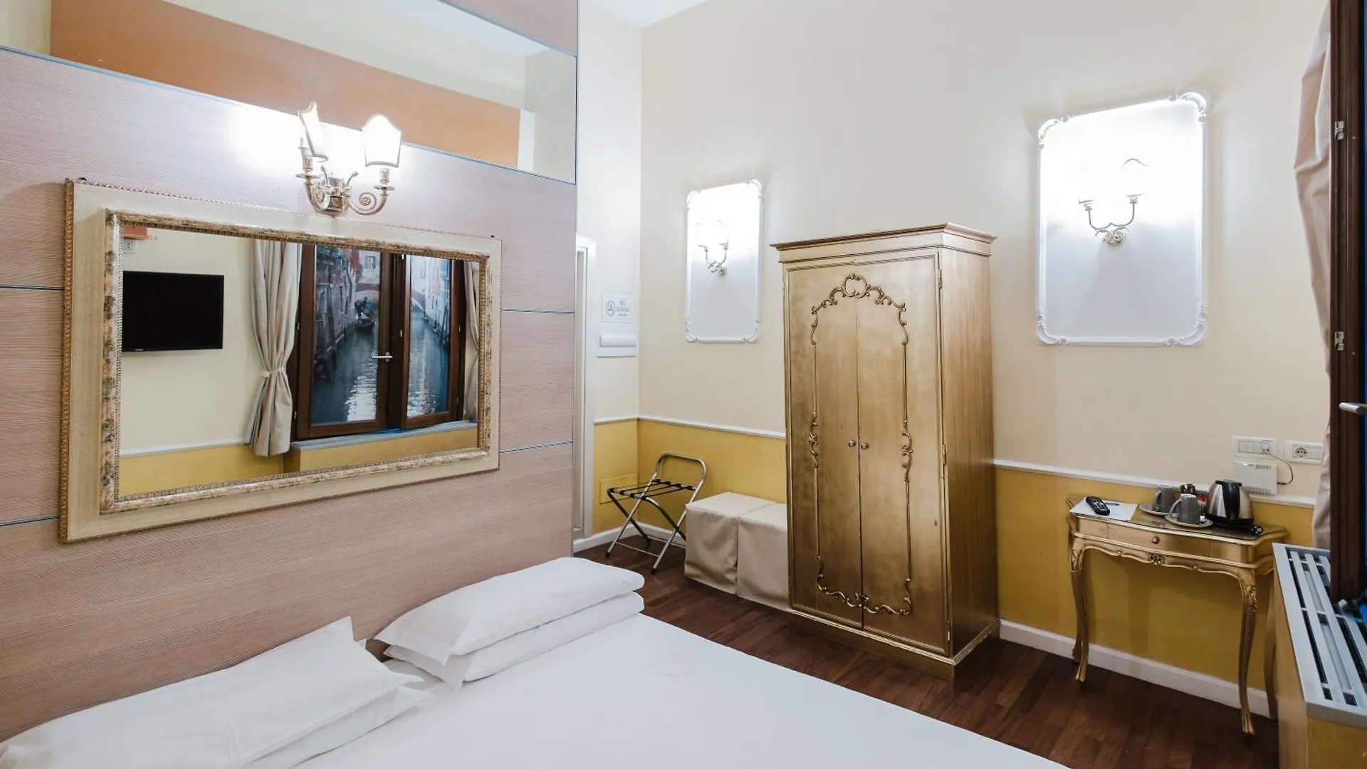 ***  Sogno Di Giulietta E Romeo Hotel Venice Italy